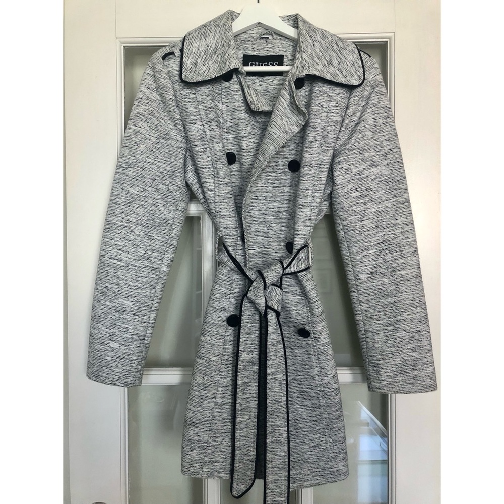 🔸 NEVER WORN Guess Belted Trench Coat